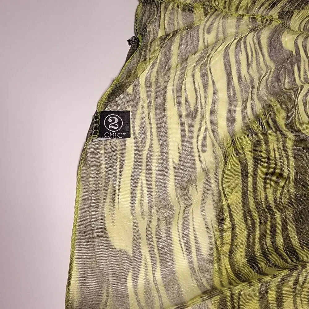 2 Chic Green Infinity Scarf